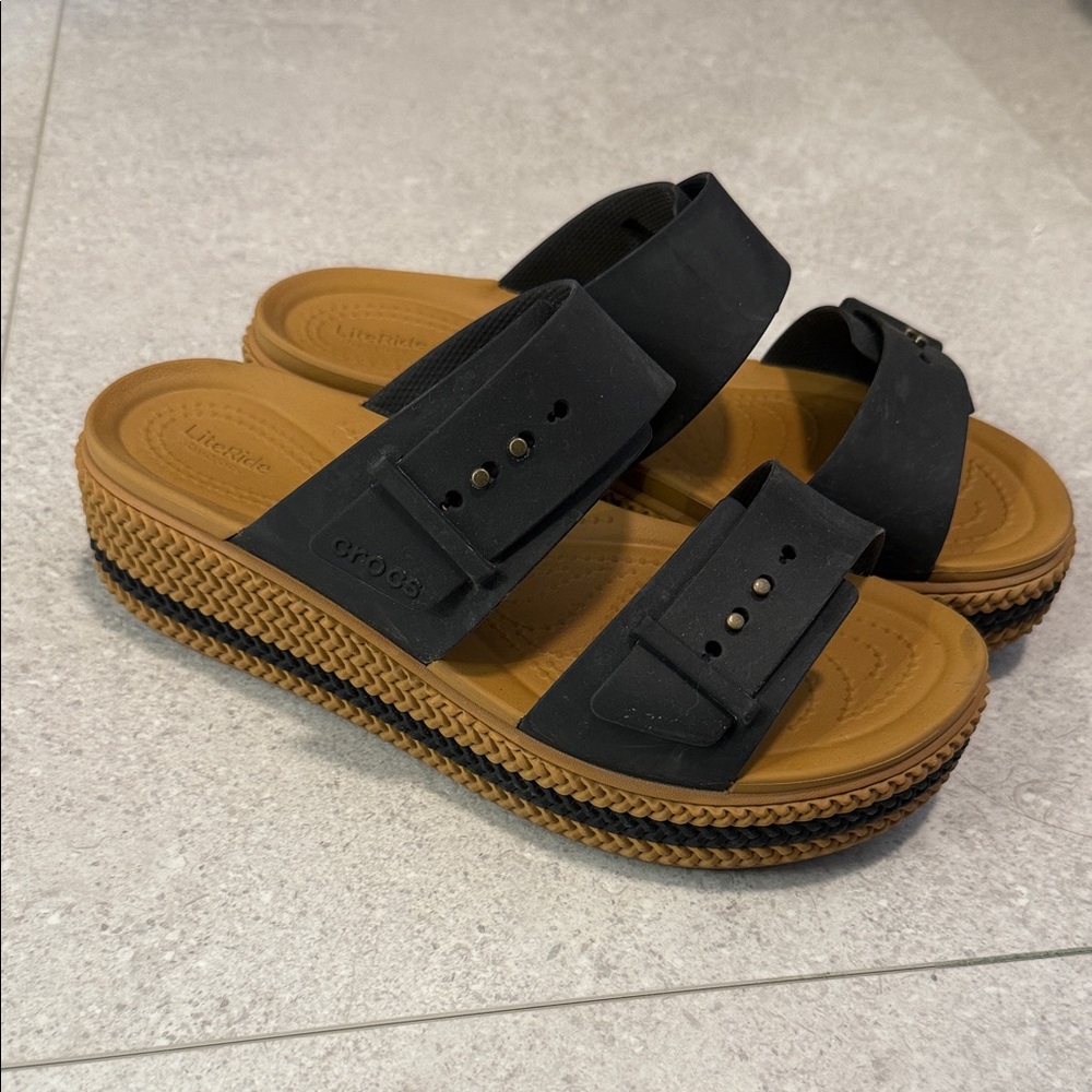 LiteRide by Crocs Women's Black and Tan Sandals